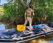 Barco com eletrônicos e cigarros é apreendido no Rio Paraná, em Guaíra
