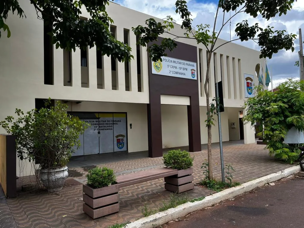 Criança é mordida por cachorro ao sair da escola em Marechal Rondon