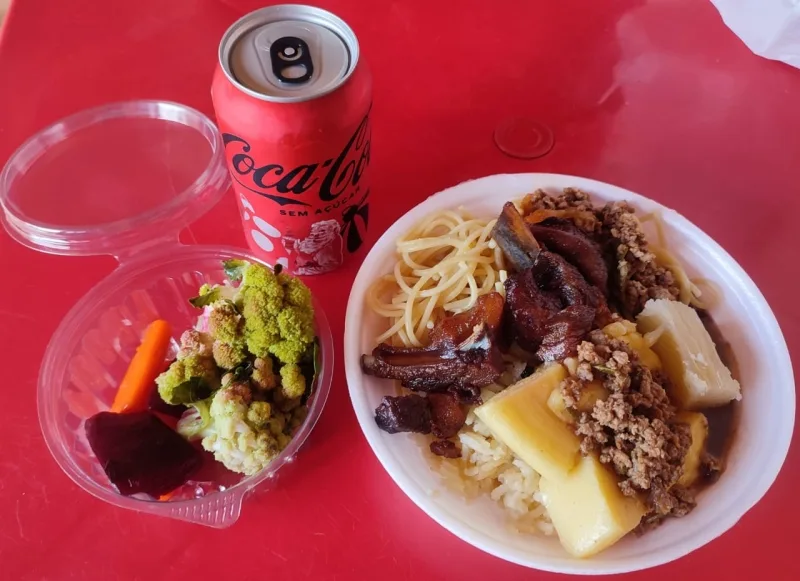 Seu almoço mais delicioso: Cantinho da Marmita atende em Mercedes! Confira!