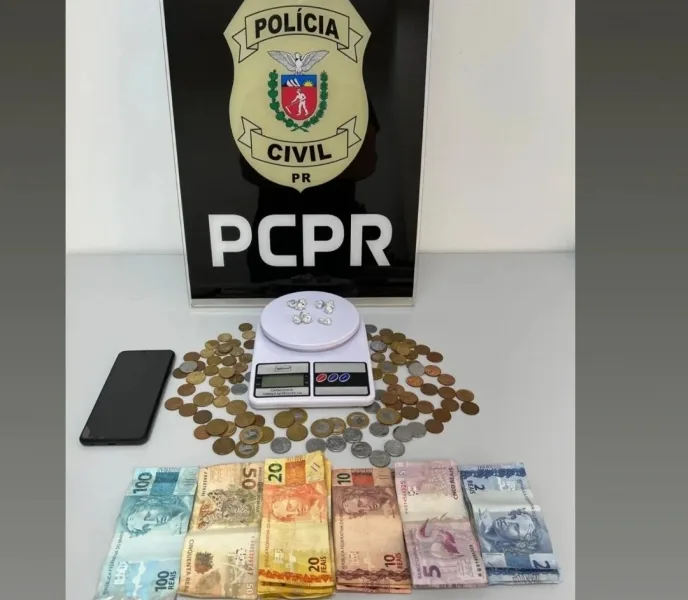 Polícia Civil de Guaíra fecha biqueira de drogas e prende mulher