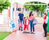 Volta às aulas em Mercedes: investimentos na educação marcam o início do Ano Letivo de 2025