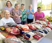 Mais de 800 donativos arrecadados no Show do Badin são entregues ao Hospital do Câncer e Centro-Dia do Idoso