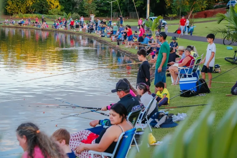 Pescando no Lago reúne famílias em Mercedes e promete mais dois dias de diversão