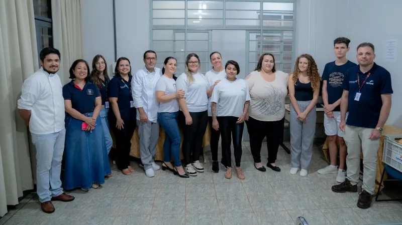 Curso de Auxiliar de Cozinha com qualificação profissional é concluído em Guaíra