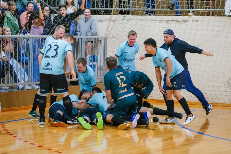Eger Móveis/Metalúrgica Mercedes e Mercecity/Sexta Show farão a grande final da Copa Alfa 2025