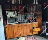 Homem invade casa na região, ateia fogo e joga gasolina na esposa e filhas
