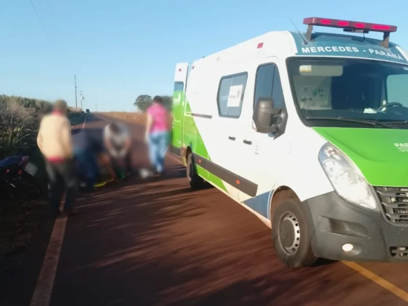Jovem fica ferido em acidente na saída de Mercedes
