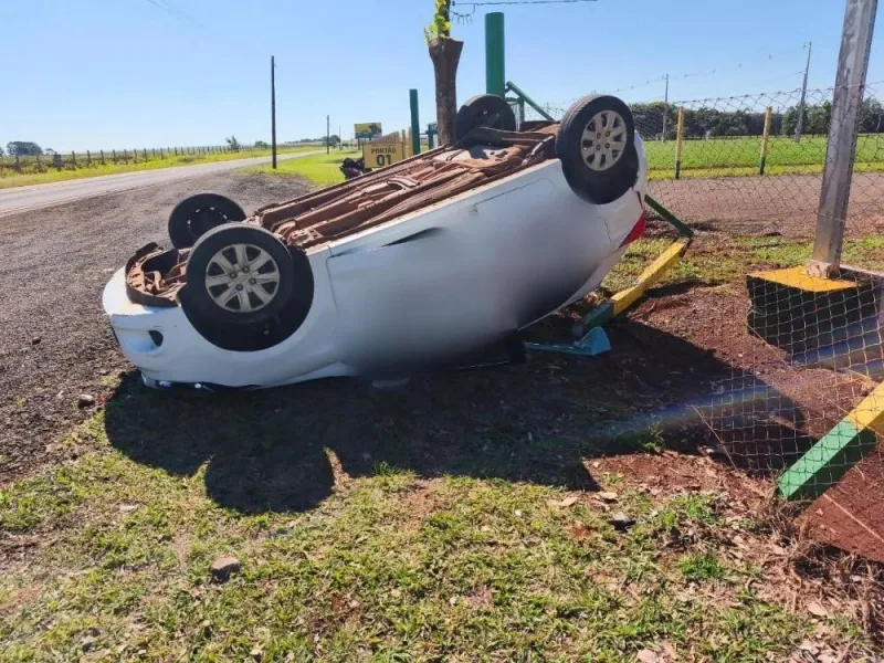 Jovem fica ferida após capotamento em rodovia de Marechal Rondon