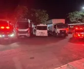 PM apreende três caminhões e grande quantidade de cigarros em Toledo