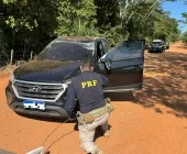 Carro roubado capota em fuga da PRF em Terra Roxa