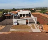 Vende-se casa em construção em Mercedes que será entregue pronta