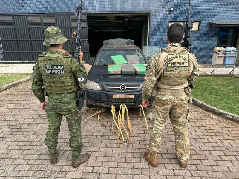Carro com mais de 650 kg de maconha é apreendido no interior de Guaíra