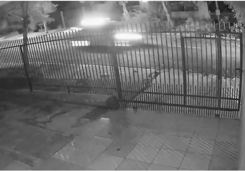 Flagrado empinando, motociclista sem CNH é preso após intensa perseguição e queda em Guaíra