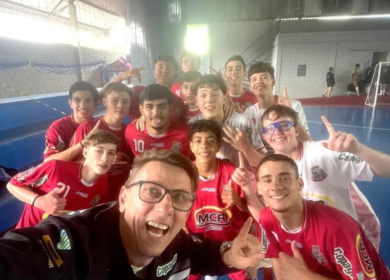 Mercedes classifica quatro equipes na fase regional dos Jogos da Juventude em Guaíra