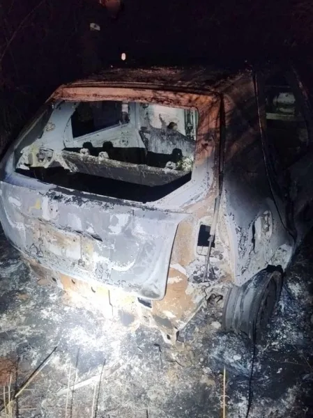 Carro é tomado de assalto à mão armada e encontrado incendiado em Guaíra