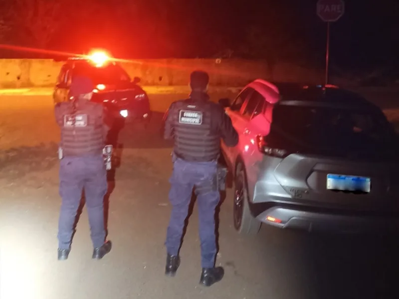 Família é rendida em assalto e dois veículos são roubados em Guaíra