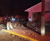 Em fuga da PM, carro colide violentamente contra igreja em Marechal Rondon