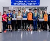 Parceria entre Prefeiturua de Guaíra e Guaíra Runners repassa tênis de alta performance a jovens atletas