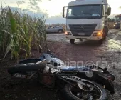 Motociclista fica gravemente ferido após colisão com caminhão no interior de Marechal Rondon