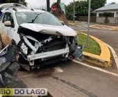 Veículo da Prefeitura de Guaíra se envolve em acidente em Santa Helena