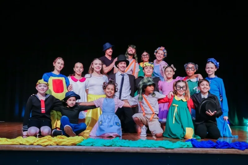 Noite Cultural lota Casa da Cultura de Mercedes e celebra talentos locais