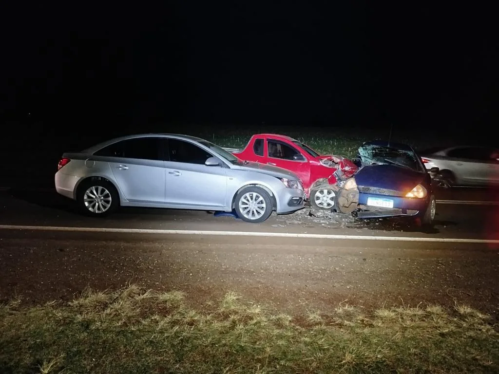 Grave acidente em Pato Bragado envolve três veículos
