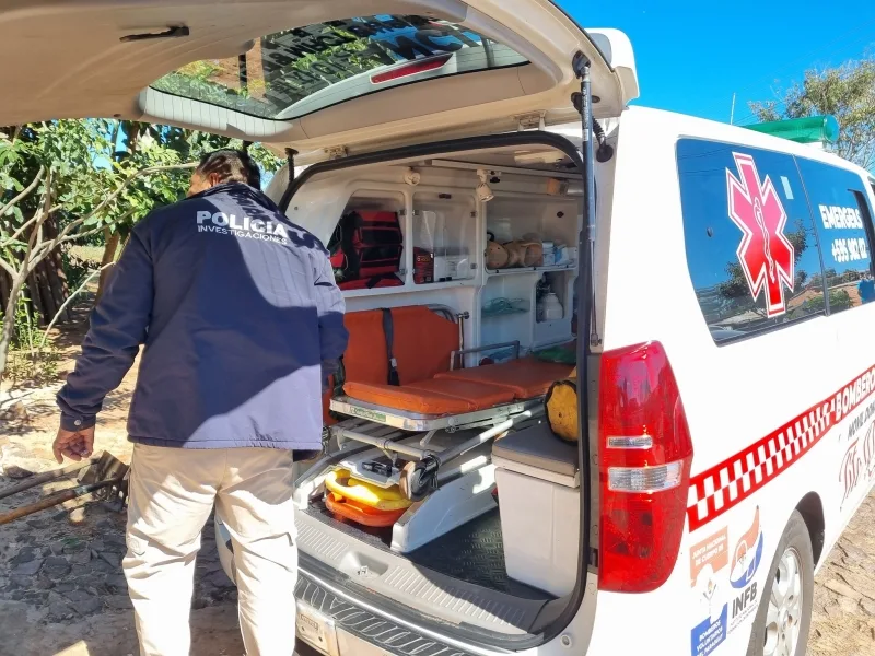 Homem é preso suspeito de matar e enterrar mulher no pátio de casa em Salto del Guairá