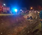Motociclista é lançado dentro de córrego após violenta batida em Guaíra