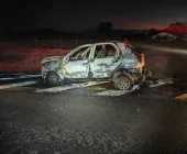 Veículo pega fogo na PR-495 em Entre Rios do Oeste