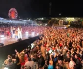 Fé, emoção e muita música marcam primeira noite de Expo Rondon 2025