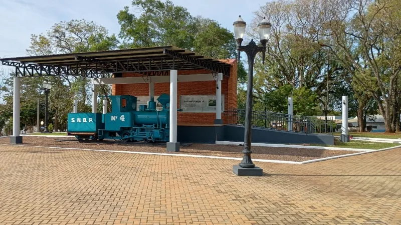 Prefeitura de Guaíra conclui revitalização da Praça Gaspar Dutra