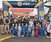 Educar PRF realiza Blitz Educativa em Guaíra com participação de alunos