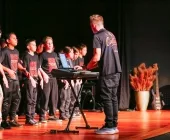 Recital de Música reúne 100 artistas e emociona público em Mercedes