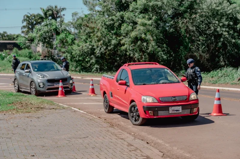 Guarda Municipal de Guaíra reforça fiscalização de veículos estrangeiros na Ponte Ayrton Senna