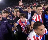 Presidente do Paraguai decreta feriado após classificação da seleção à Copa do Mundo