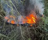 Barco com drogas pega fogo em tentativa de fuga da Polícia em Guaíra