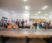 Famílias em Guaíra recebem registros de imóveis em ação de regularização fundiária