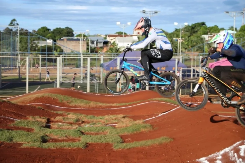 Copa Sicredi de BMX reunirá mais de 200 pilotos em Mercedes no sábado e domingo
