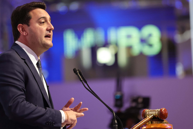 “Fim das concessões garante mais de R$ 60 bilhões em obras e tem sentimento de missão cumprida”, afirma Ratinho Júnior