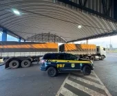 Homem é preso pela PRF com carreta carregada de cigarros em Guaíra
