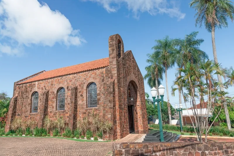Igrejinha de Pedra de Guaíra celebra 91 anos de fé, história e devoção