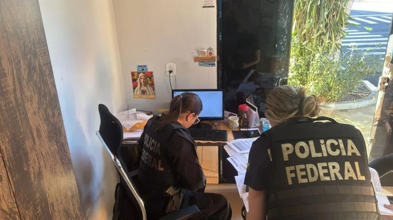 PF deflagra operação contra crime organizado e cumpre oito mandados em Guaíra