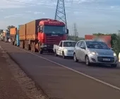 Obras na BR-163 geram longas filas em Guaíra