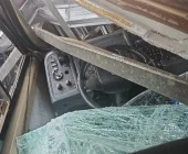Motorista de ônibus escapa ileso de acidente impressionante em Toledo