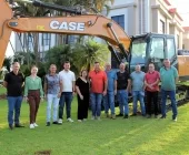 Mercedes reforça a frota com nova escavadeira hidráulica