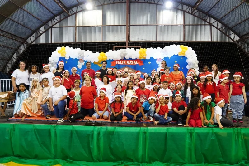 Escola Áurea Del Cortez Benck realiza Auto de Natal com a participação de 184 alunos em Guaíra