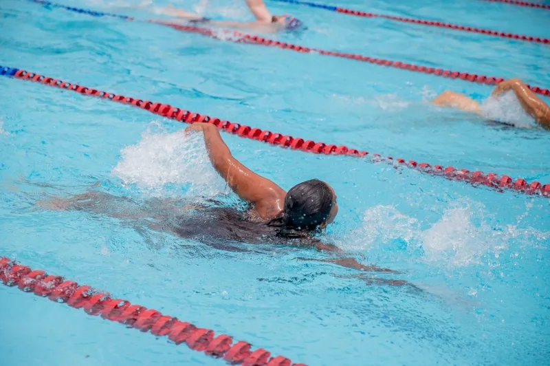 3ª Copa Guaíra de Natação reúne 70 atletas na Piscina da ALFRON