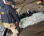 PRF de Guaíra apreende veículo com carga de cocaína no tanque de combustível em Palotina