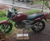 Moto é furtada em residência no centro de Mercedes