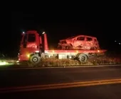 Carro de Mundo Novo é destruído por incêndio PR-364 entre Terra Roxa e Palotina